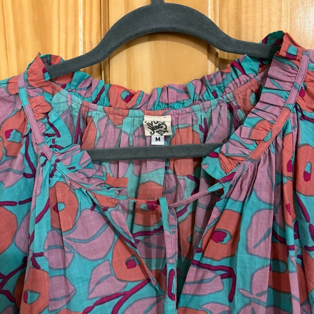 IVY JANE Spring Top - Picture 3 of 6